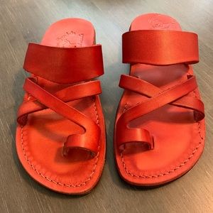 Red Leather Toe Loop Sandals- size us 8 euro 39